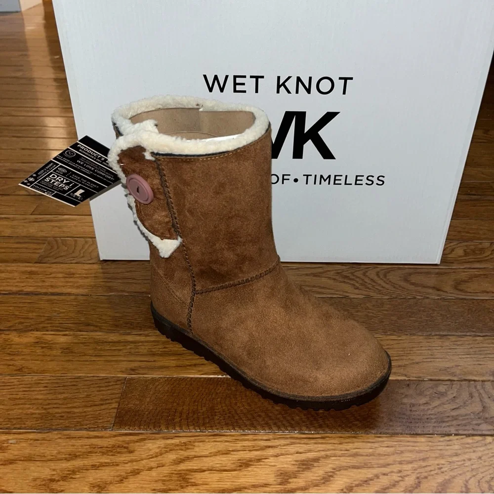 Wet Knot Drifter Cozy Boots Faux Suede Honey Brown Women’s Size 6 Sherpa lined